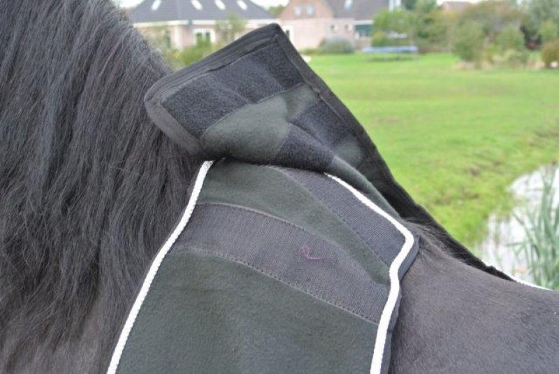 Uitrijdeken fleece zwart/zilver