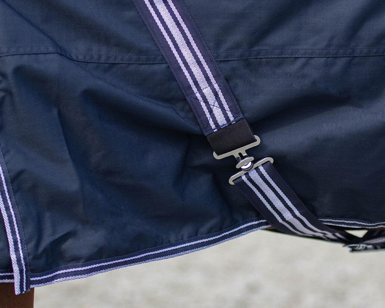 Regendeken de luxe 0 gram blauw/navy paardendeken