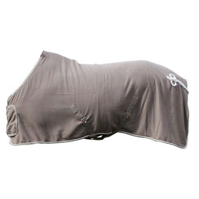 Luxe fleecedeken voorzien van chique sierkoord en ornament en voor flap