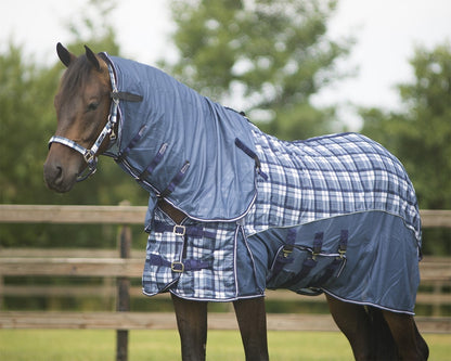 Couverture anti-mouches avec encolure et capuche à carreaux pour cheval QHP